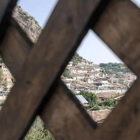 Maya * Berat