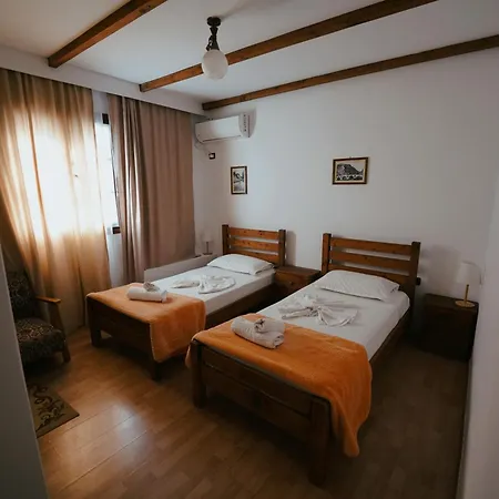 Maya * Berat