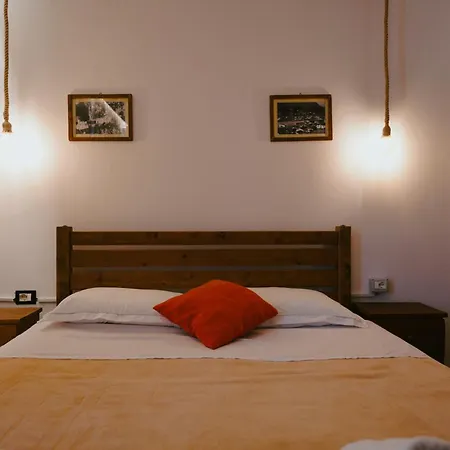 Hostel Maya *